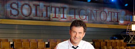 Immagine di Soliti Ignoti - Identità nascoste: riapre il commissariato di RaiUno con Frizzi - Scopri di più su Televisione